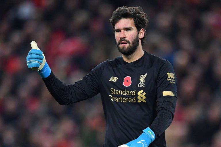 Alisson Pun Tidak Bisa Tidur  Dengan Nyenyak Kumpulan 